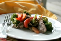 Beef broccoli carrots stir-fry